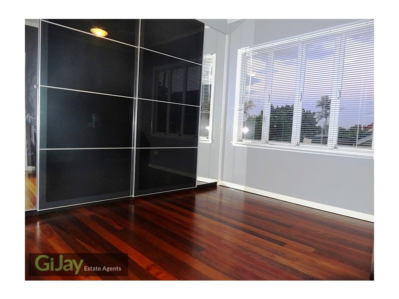 10 Perkins St, Upper Mount Gravatt QLD 4122