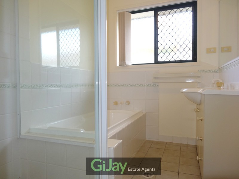 10 Sester Place, Runcorn QLD 4113