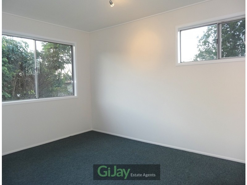 10 Licola St, Woodridge QLD 4114