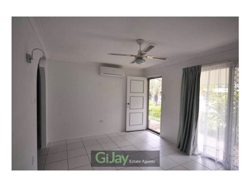 9 Oakdale St, Browns Plains QLD 4118