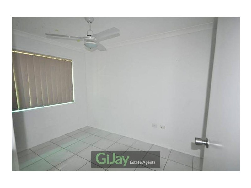 9 Oakdale St, Browns Plains QLD 4118