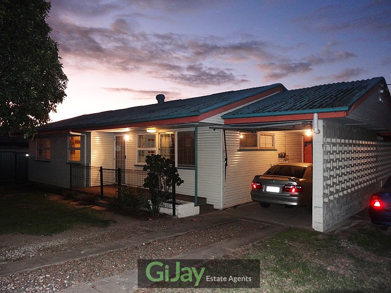 3 Burgess St, Salisbury QLD 4107