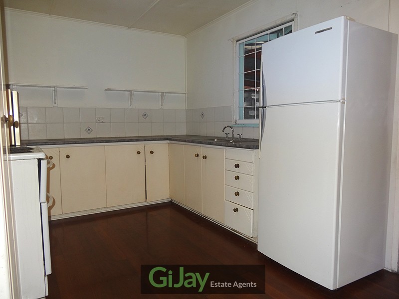 3 Burgess St, Salisbury QLD 4107