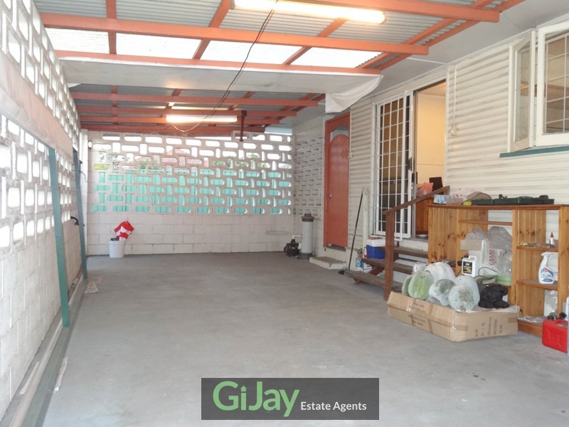 3 Burgess St, Salisbury QLD 4107