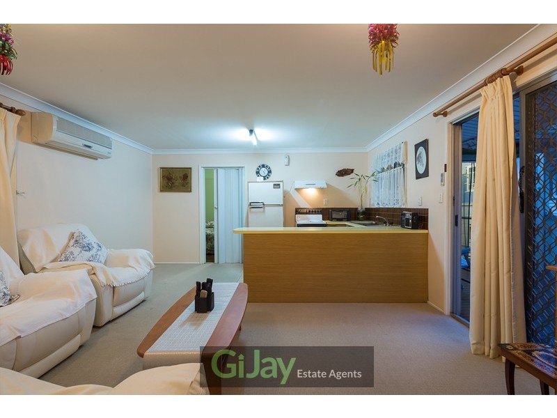 43 Perkins St, Upper Mount Gravatt QLD 4122