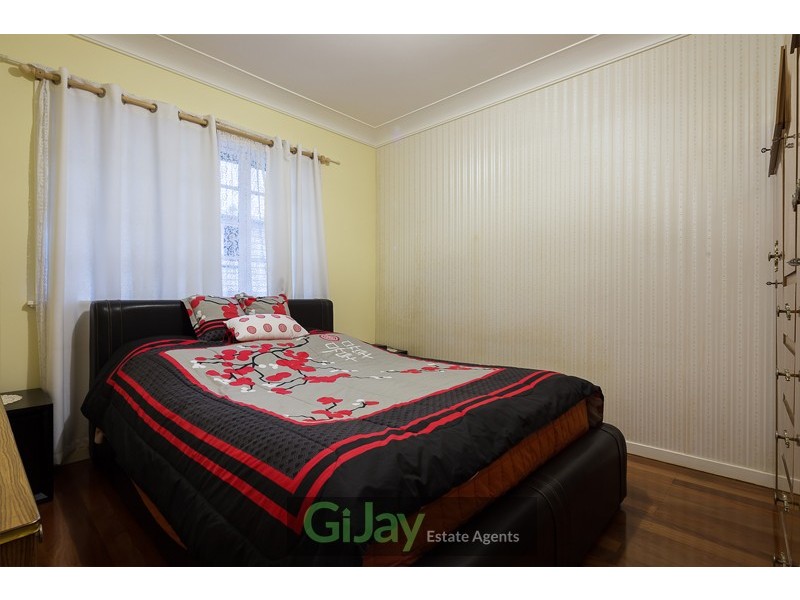 43 Perkins St, Upper Mount Gravatt QLD 4122