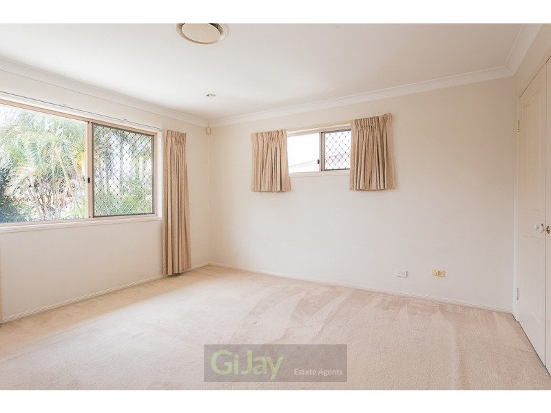 22 Manmarra Crescent, Eight Mile Plains QLD 4113
