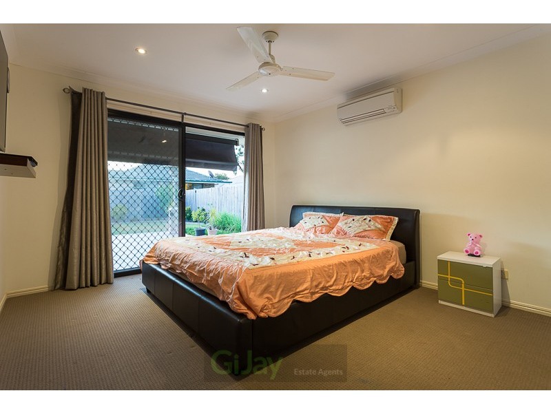 22 Meadowbrook Drive, Meadowbrook QLD 4131