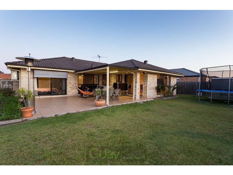 22 Meadowbrook Drive, Meadowbrook QLD 4131