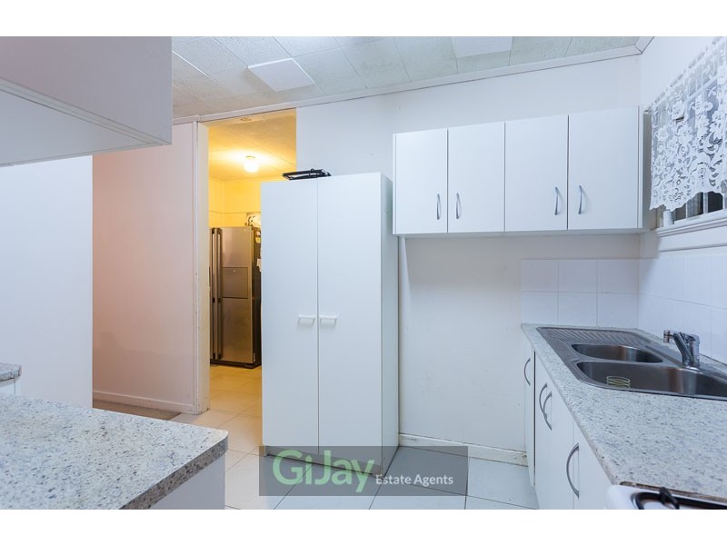 42 Wemvern St, Upper Mount Gravatt QLD 4122