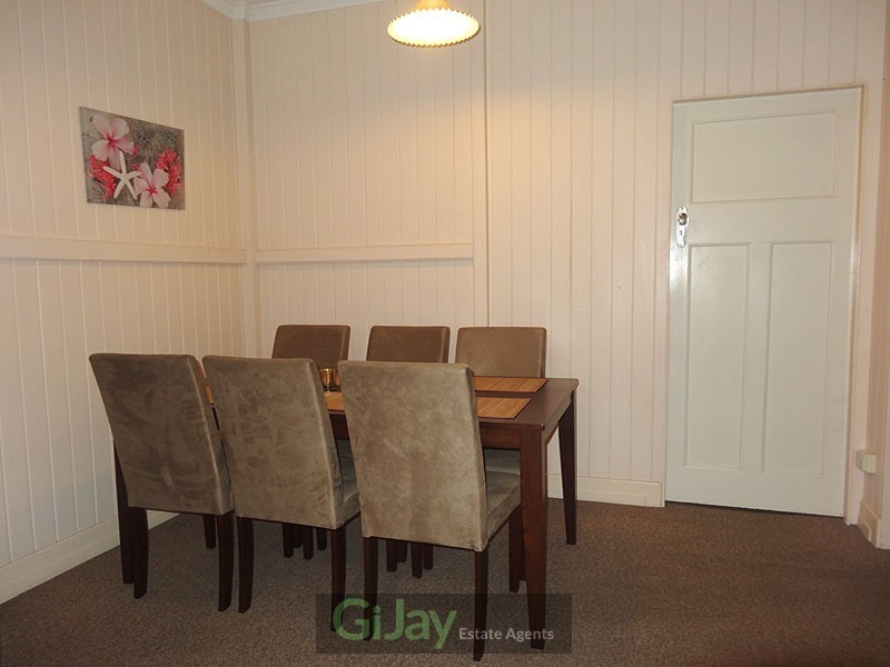 77 Perkins St, Upper Mount Gravatt QLD 4122