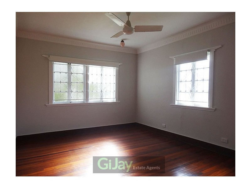 28 Loreburn St, Mount Gravatt QLD 4122
