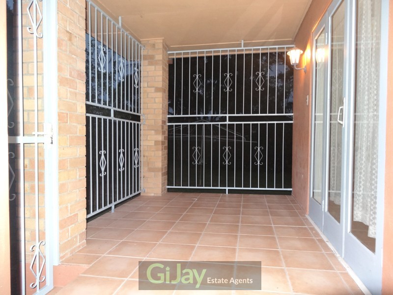 52 Thurlby St, Upper Mount Gravatt QLD 4122