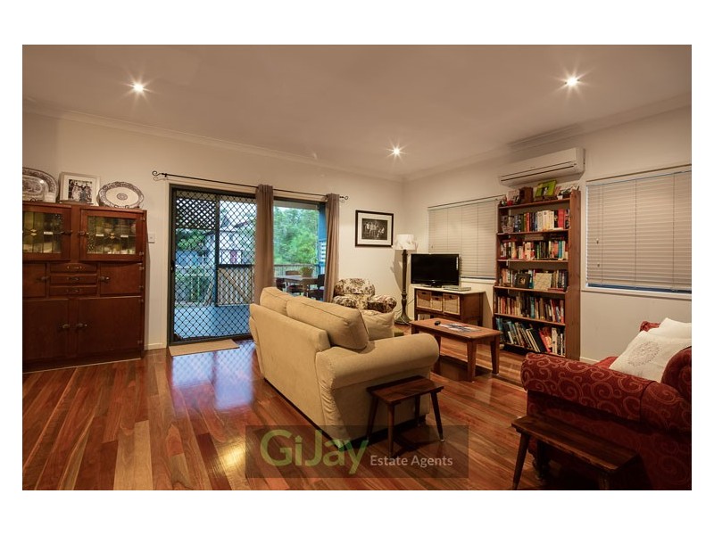 32 Olivia Ave, Salisbury QLD 4107