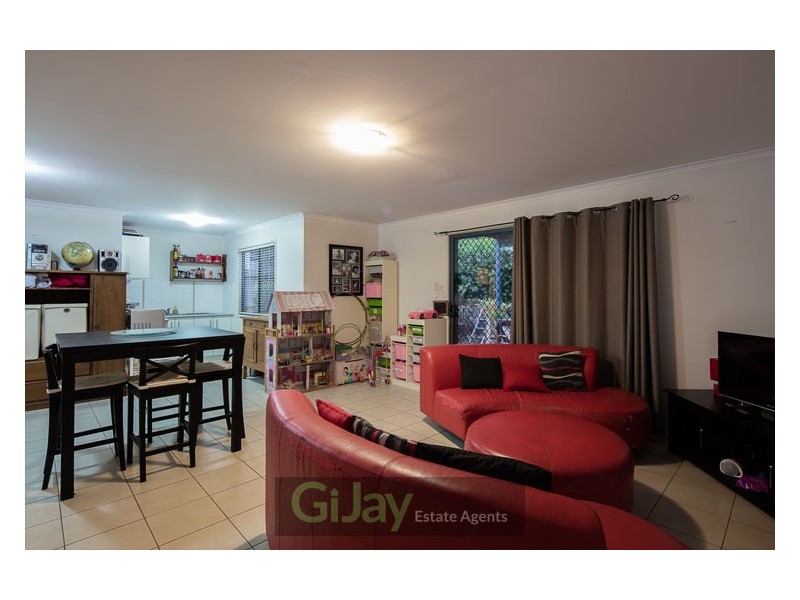 32 Olivia Ave, Salisbury QLD 4107