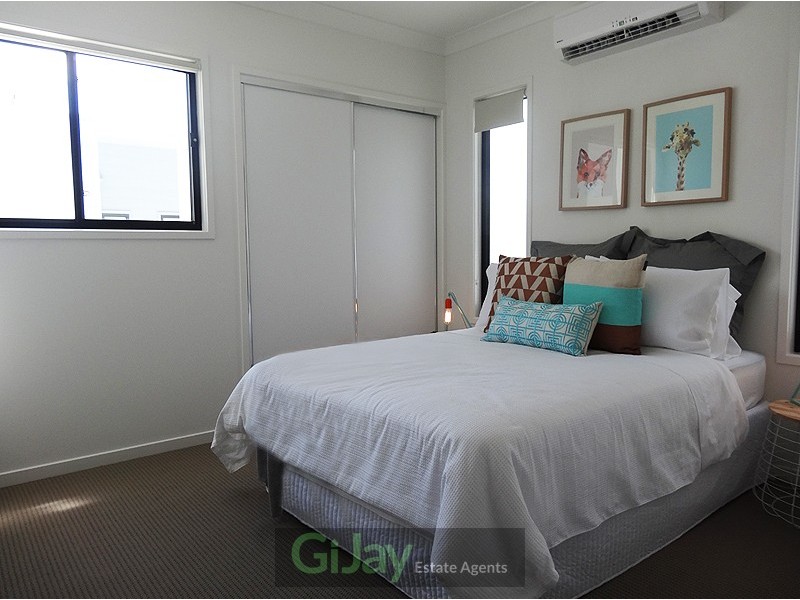 2/18 East Street, Camp Hill QLD 4152