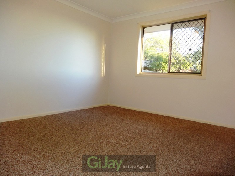 136 Ewing Rd, Woodridge QLD 4114