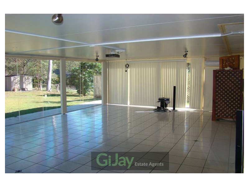 23 Wallaroo Crt, Greenbank QLD 4124