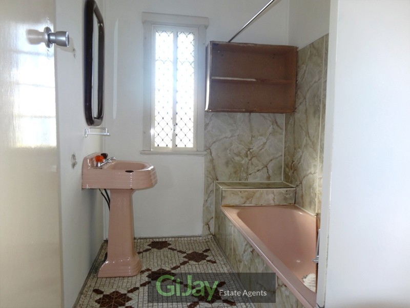 118 Bradman St, Sunnybank Hills QLD 4109