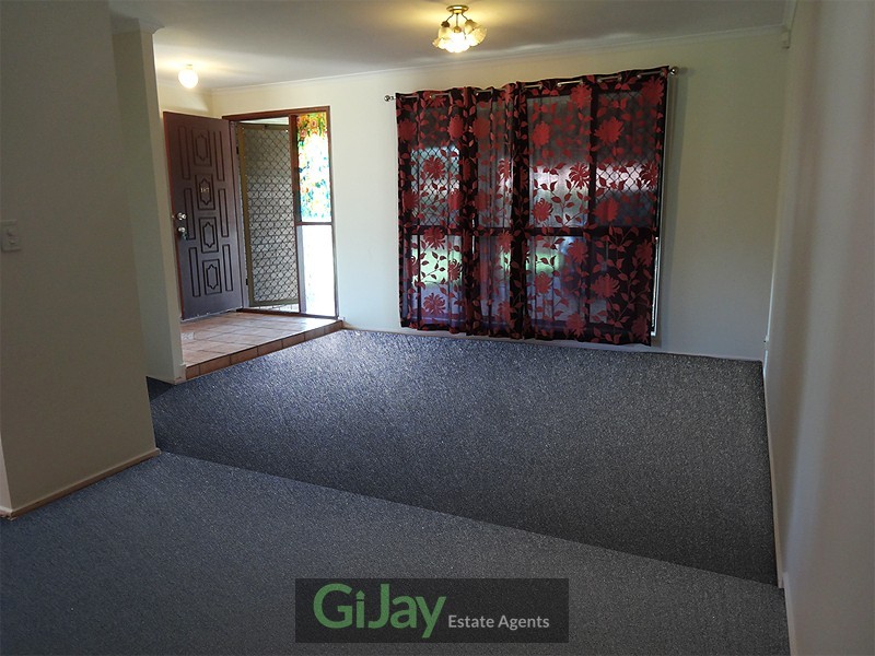 187 Warrigal Rd, Runcorn QLD 4113