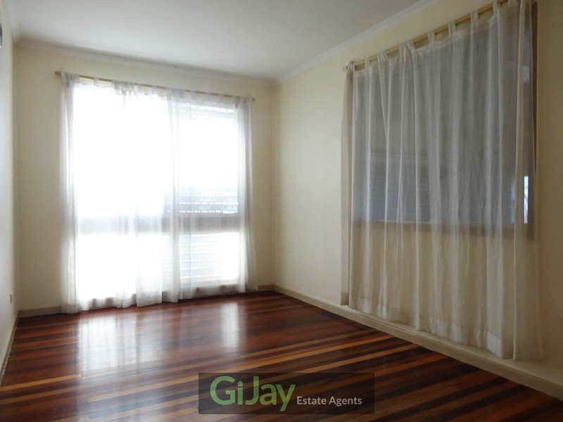 523 Mains Rd, Macgregor QLD 4109