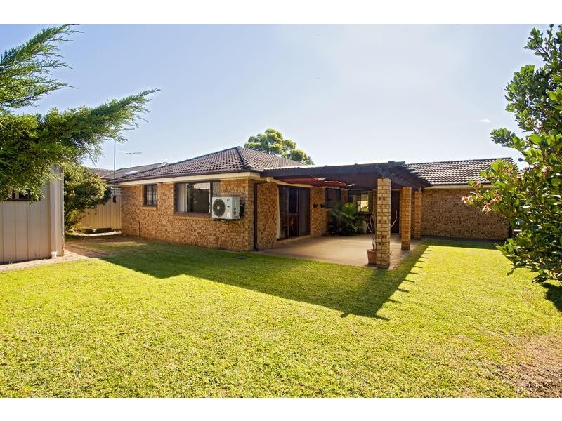 4 Banbury Crescent, Chipping Norton NSW 2170