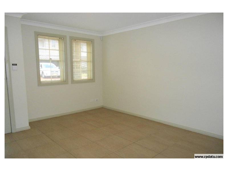 2/193 Newbridge road, Chipping Norton NSW 2170