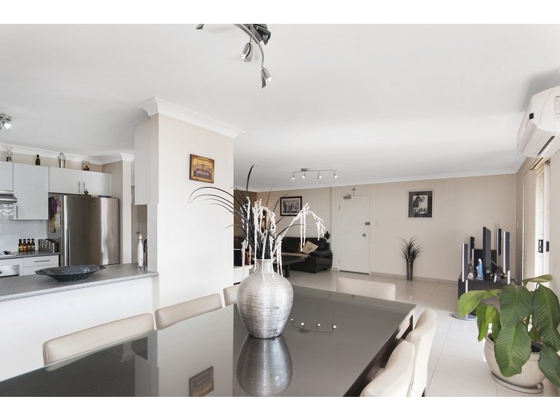 8/72-74 Reynolds  Ave, Bankstown NSW 2200