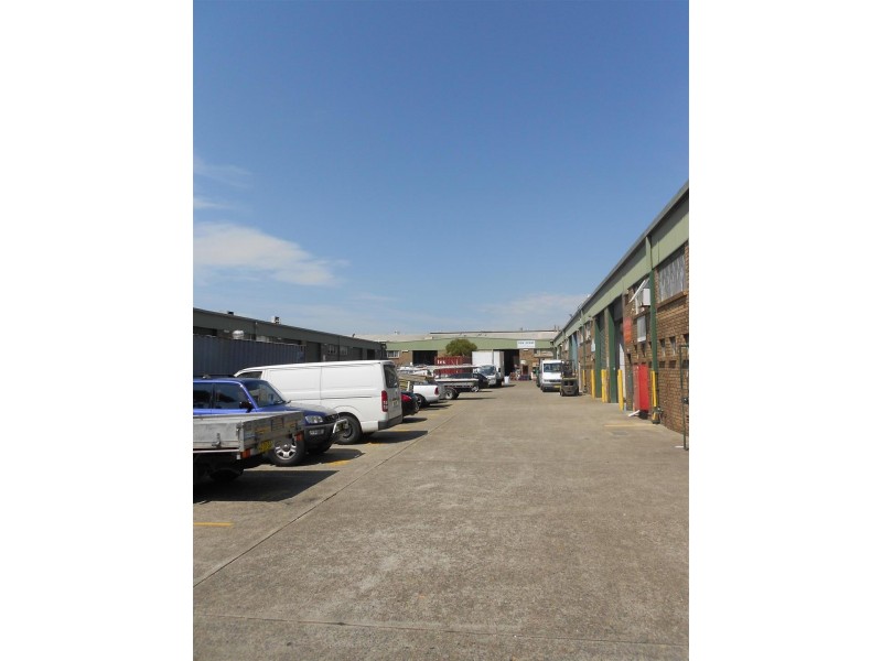 20/28 Barry Road, Chipping Norton NSW 2170