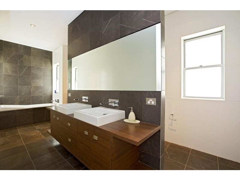 45 Denham Crt Rd, Denham Court NSW 2565