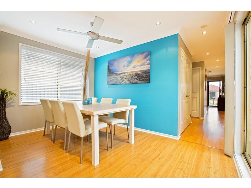 22 Bungonia Court, Wattle Grove NSW 2173