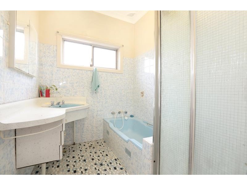 14 Richmond St, South Wentworthville NSW 2145