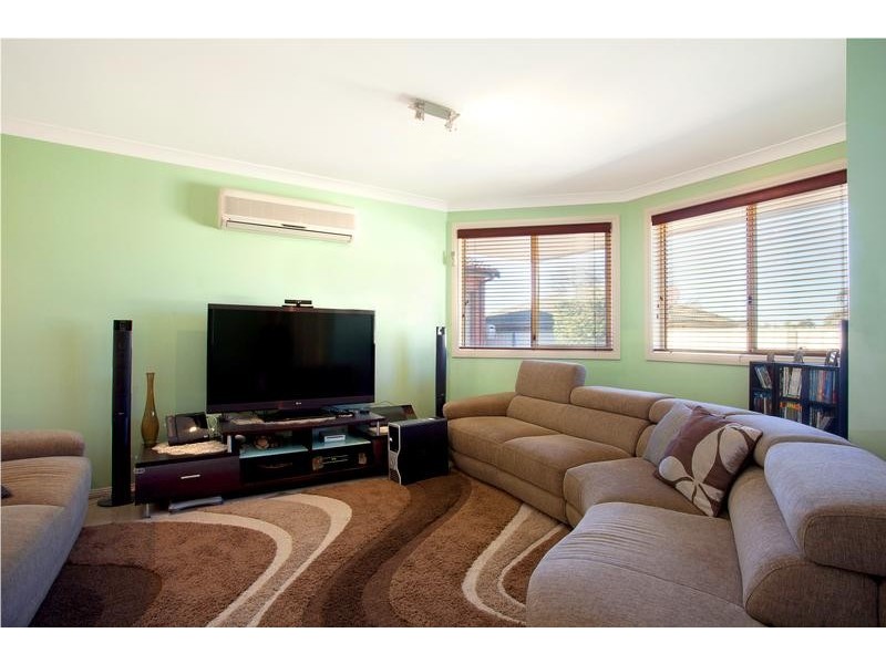 2/9 Lee St, Condell Park NSW 2200