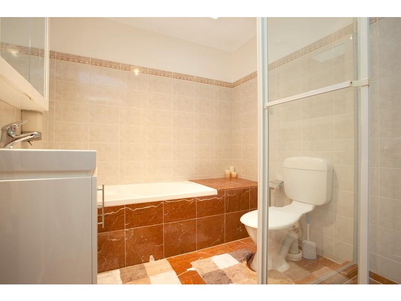 2/9 Lee St, Condell Park NSW 2200