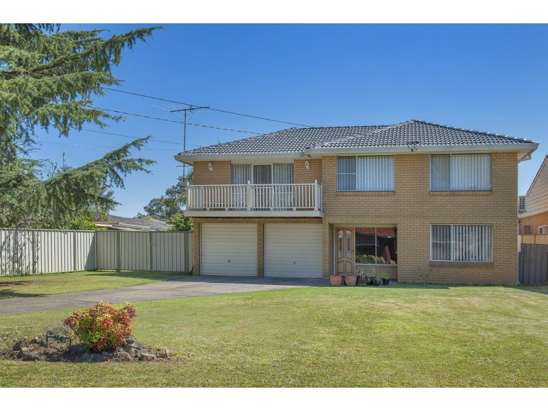 61 Whelan Avenue, Chipping Norton NSW 2170