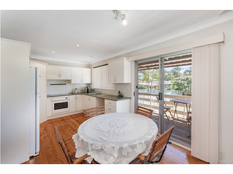 61 Whelan Avenue, Chipping Norton NSW 2170