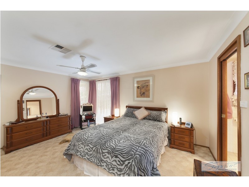 5 Bent St, Chipping Norton NSW 2170