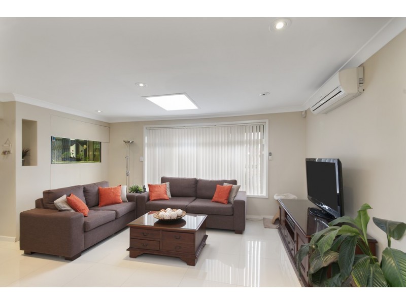 4 Whelan Avenue, Chipping Norton NSW 2170