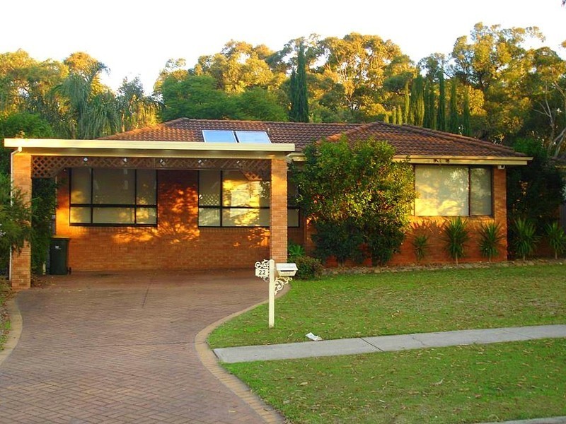 22 Bungarra Crescent, Chipping Norton NSW 2170