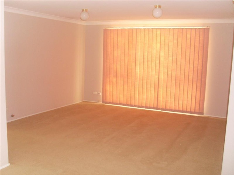 Wattle Grove NSW 2173