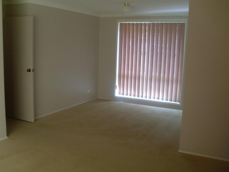 Wattle Grove NSW 2173