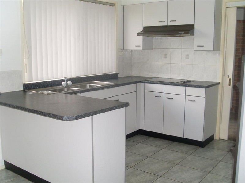 24b Dunrossill Avenue, Casula NSW 2170