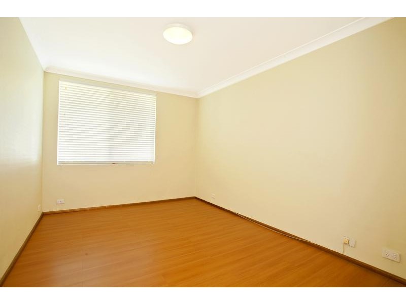 21/2 Mead Drive, Chipping Norton NSW 2170