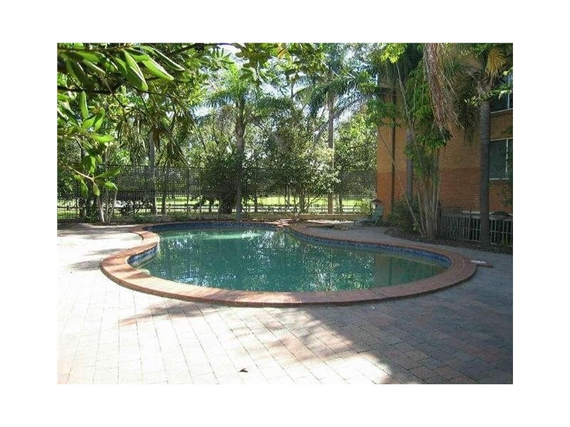 21/2 Mead Drive, Chipping Norton NSW 2170