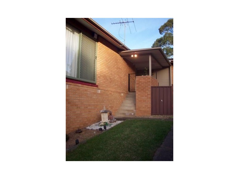 7 Yanderra Close, Hammondville NSW 2170