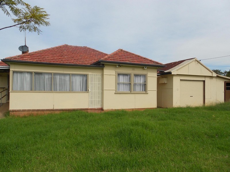 27 Loftus Road, Bringelly NSW 2556