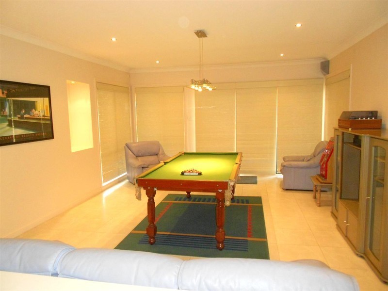 28 Bangalla Avenue, Chipping Norton NSW 2170