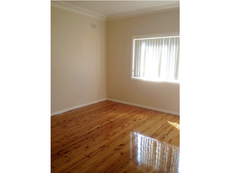 10 Duke Street, Canley Heights NSW 2166