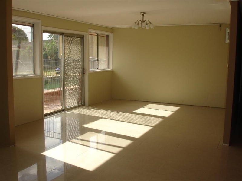 Chipping Norton NSW 2170