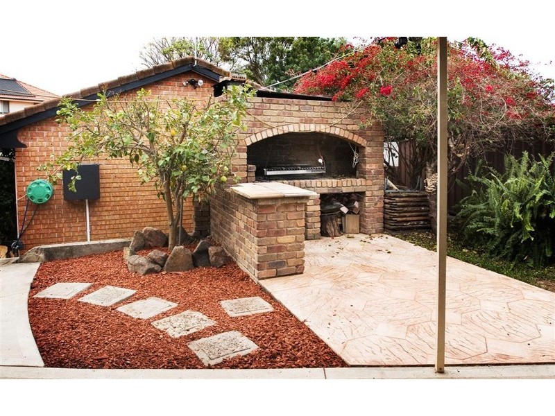 9 Bosnjak Avenue, Edensor Park NSW 2176